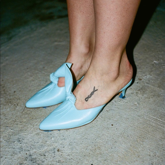 Maryam Nassir Zadeh Palo Mule in satin blue. Size 37. - Picture 4 of 4